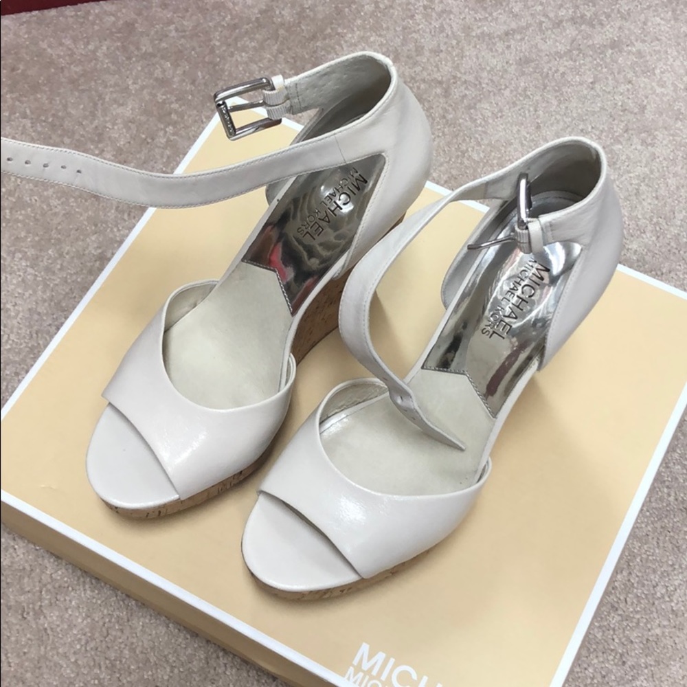 Leather Shoes high heels almost New